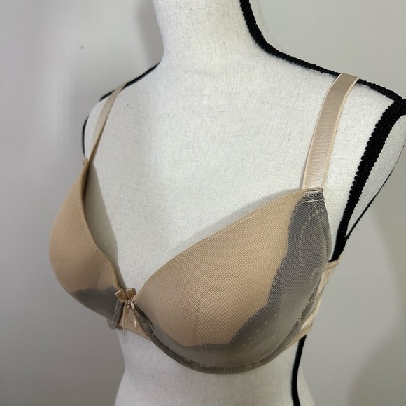 Barely Breezies. sz 38C bra. Sand color with gray lace accent - Picture 8 of 10